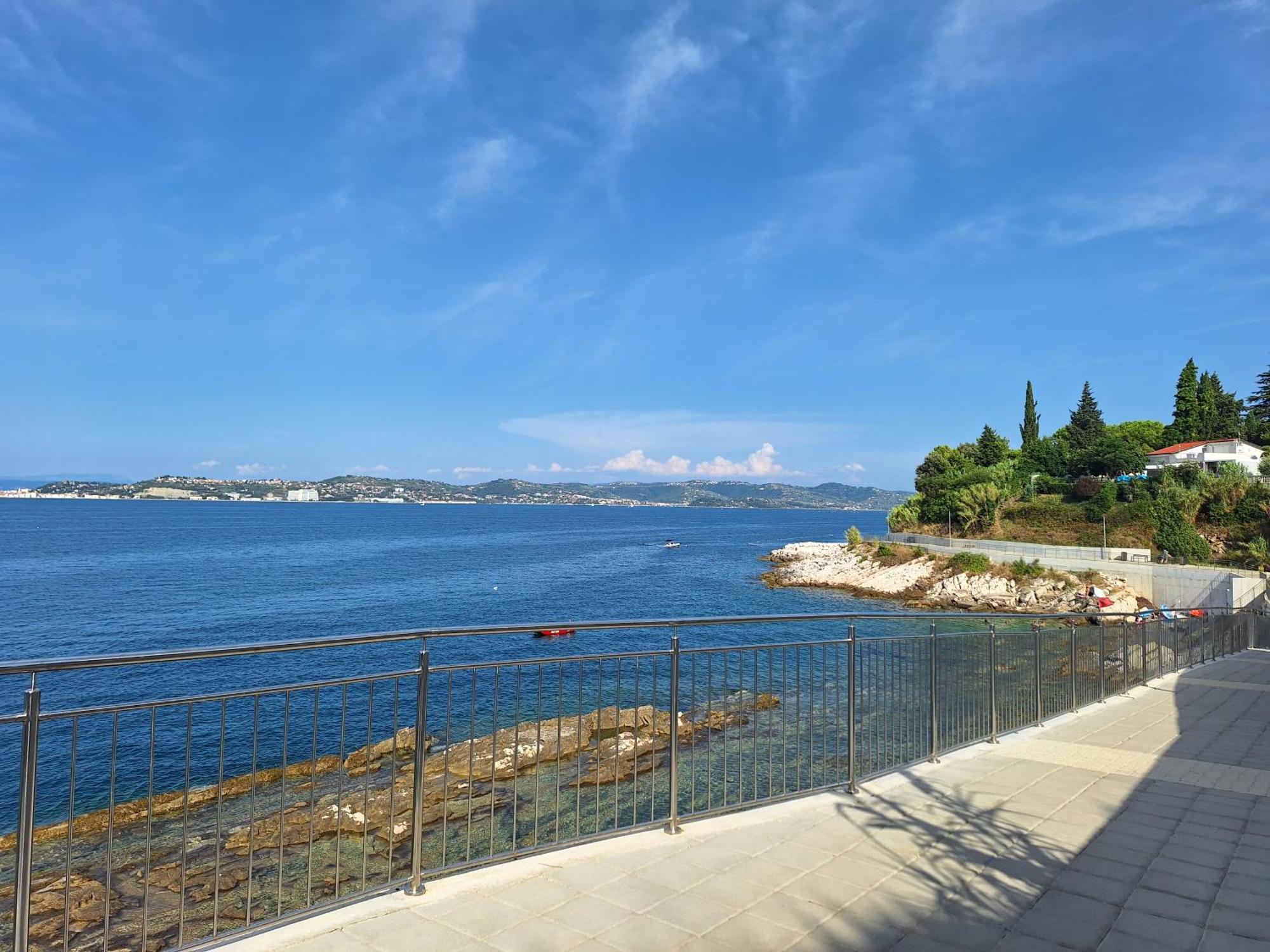 Studio Apartment Volta Crveni Vrh Buitenkant foto